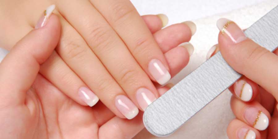 Nagelverzorging en manicure bij Kapper Westland - Wateringen - Puur Haar Hem Huid